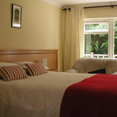 Bed & Breakfast Lakeland Midsummer Lakehouse Oughterard