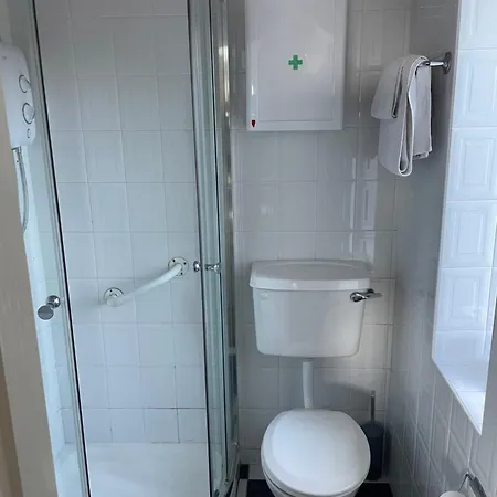 Lakeland Midsummer Lakehouse 3* オーターアード