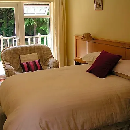 Lakeland Midsummer Lakehouse Bed & Breakfast