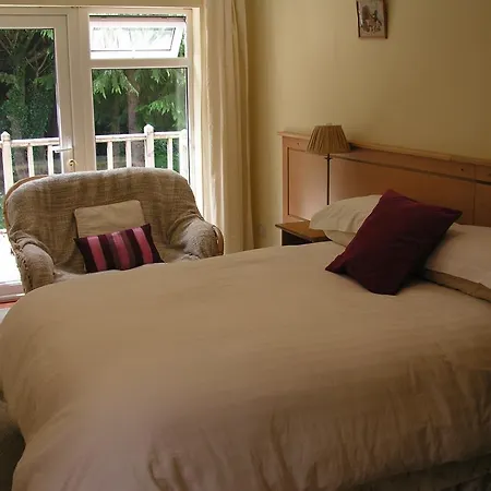 Bed & Breakfast Lakeland Midsummer Lakehouse Oughterard