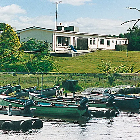 Bed & Breakfast Lakeland Midsummer Lakehouse Oughterard