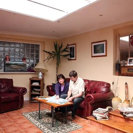 Lakeland Midsummer Lakehouse